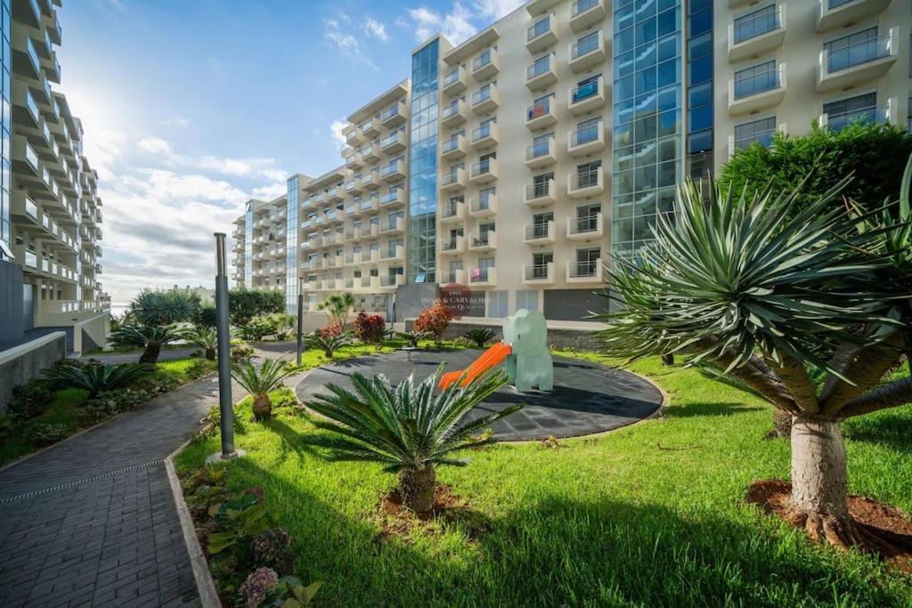 Vista Mar - Ac, Pool & Gym Apartment Funchal  Exterior photo